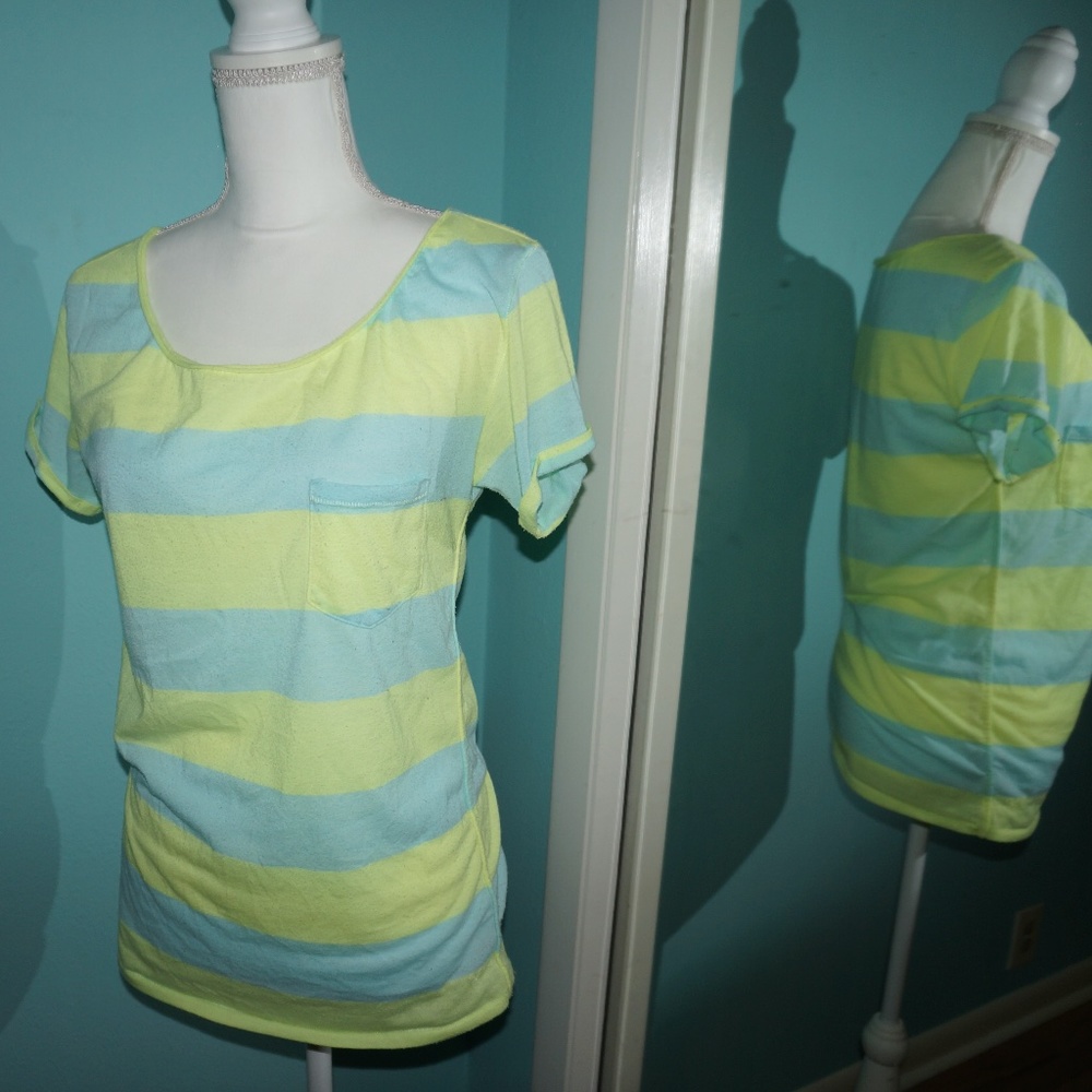 American Eagle Feather light Striped T shirt